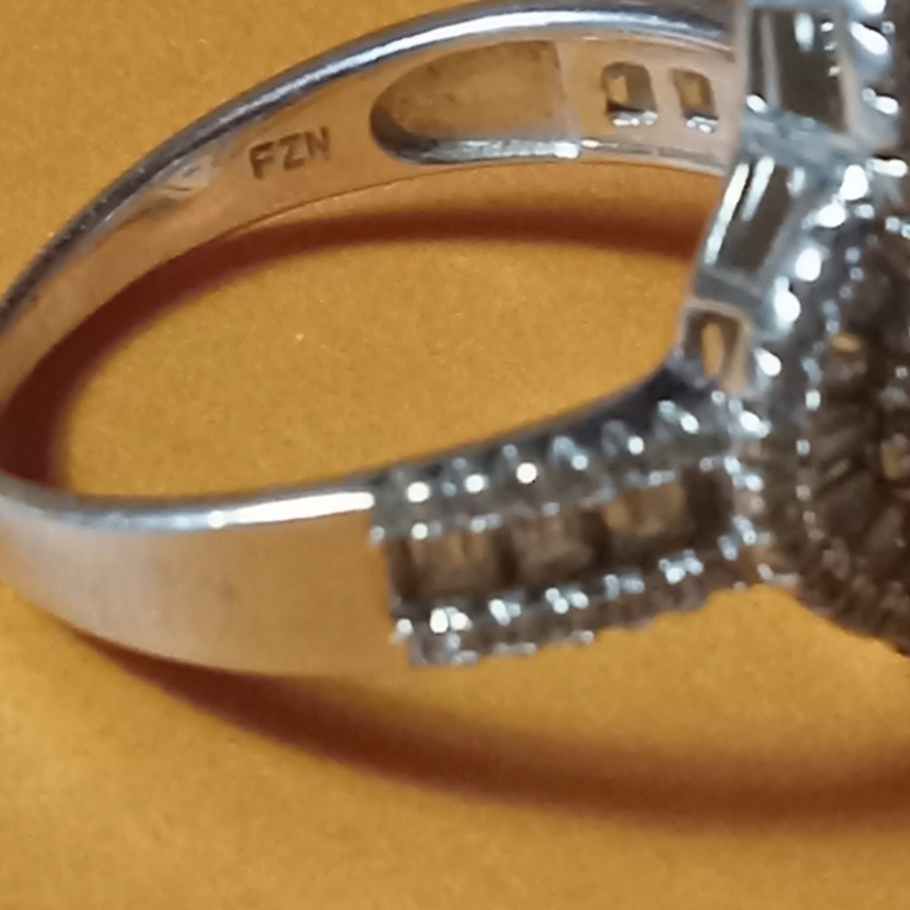 2.50 CTW BELLA LUCE STERLING SILVER RING Engagement,Gift Sz.9 - Picture 3 of 4